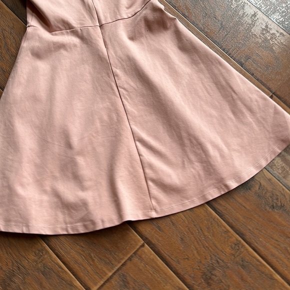 - NWT Lulus blush Off the Shoulder Skater Dress - Size Medium - Picture 11 of 16